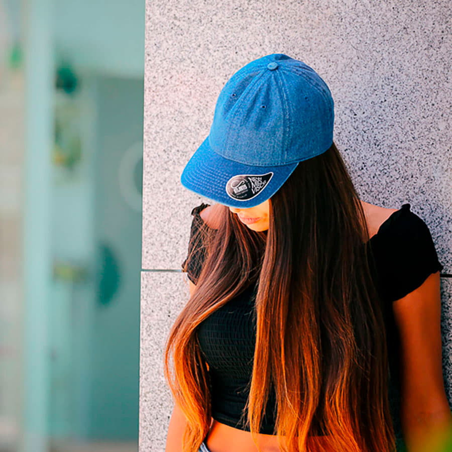 Бейсболка DAD HAT, 6 клиньев, металлическая застежка, голубой Бейсболка DAD HAT, 6 клиньев, металлическая застежка, голубой