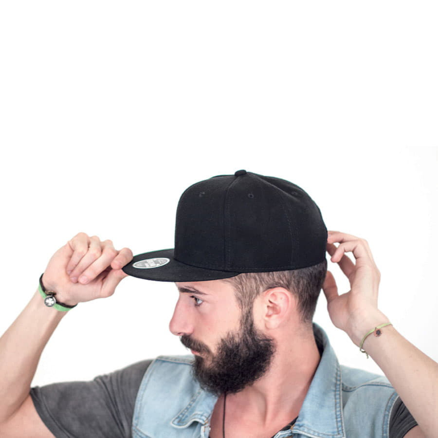 Бейсболка SNAP BACK, 6 клиньев, пластиковая застежка, черный